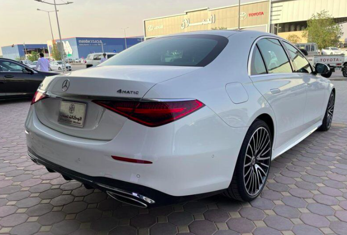 مرسيدس بنز S 450 موديل 2022