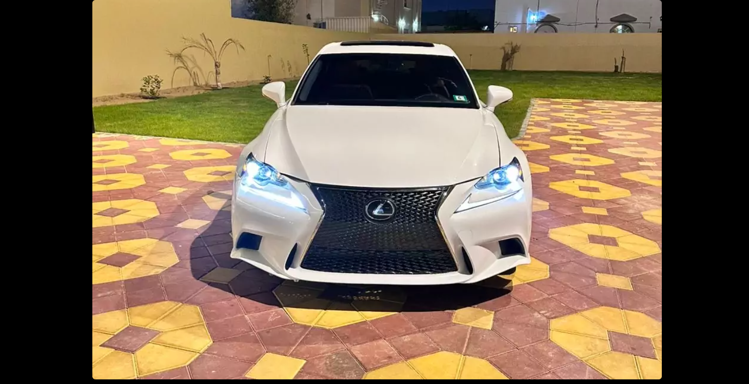 لكزس ES 350  للبيع بسعر 95 ألف في السعودية