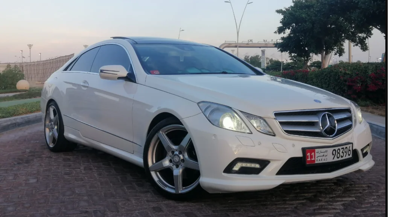 سيارة  مرسيدس E350 AMG 2010 وارد اليابان فول اوبشن صبغ وكالة بدون حوادث مسرفس بالكامل 155000 كيلو