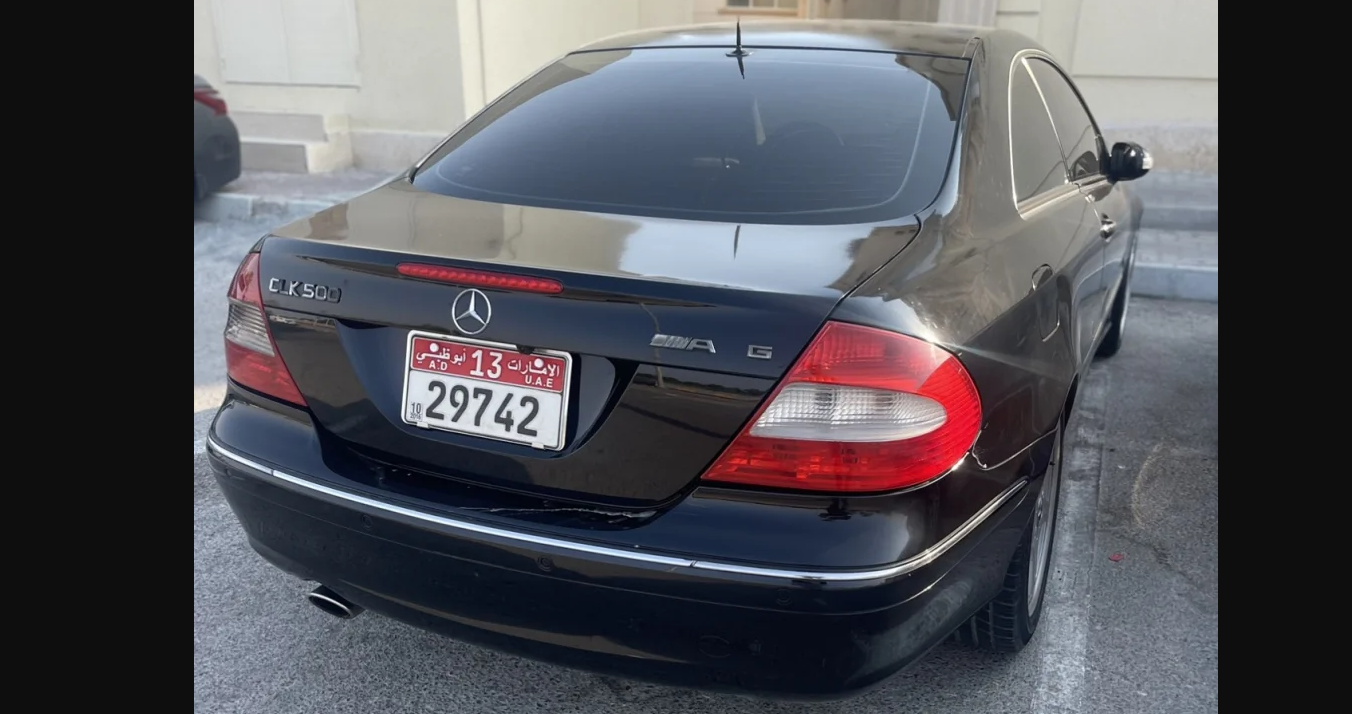 سيارةمرسيدس SLK320 رقم 1 ملكية وتأمين 11 شهر ماشية 350 ألف V6 موديل 20032300 cc موجودة ب أبوظبي 