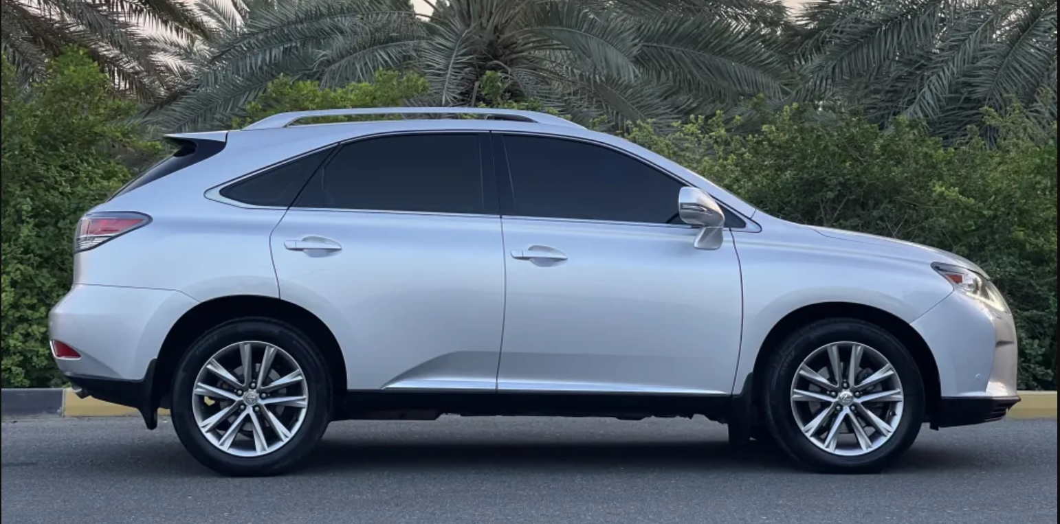 سياة لكزس RX 350 V6 3.5 موديل 2013 خليجي فل اوبشن  المسافة المقطوعة 161000 السعر المطلوب 56000 درهم 